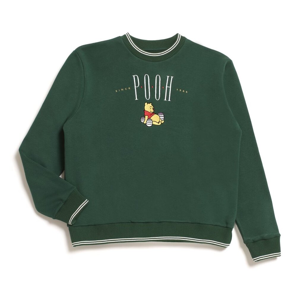 Disney Parks Winnie The Pooh Sweatshirt Green Embroidered Unisex XL Disneyland